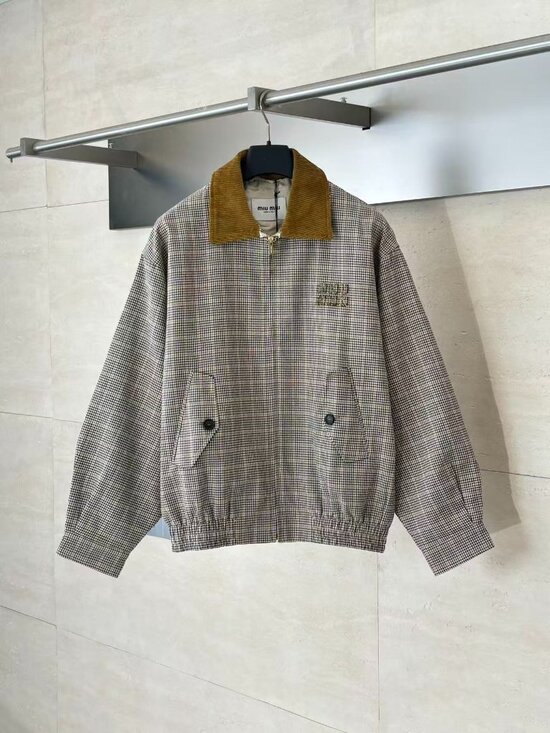Miu Miu houndstooth corduroy collar vintage jacket, size M.